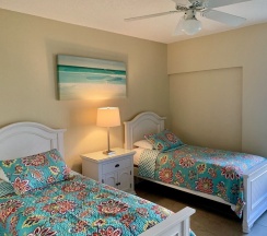 Апартаменты с 3 комнатами с балконом в Island House Beach Resort 9N by RedAwning