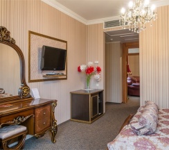 Люкс в Шери Холл