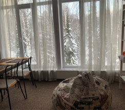 Люкс с видом на горы в Высота 609