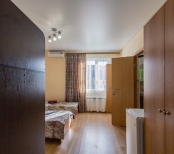 Четырехместный стандартный семейный номер в Гостевой дом