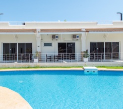 Вилла с 4 комнатами с красивым видом из окна в Отель The Oriental Beach Pearl