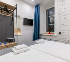 izzzi COMFORT с кондиционером и колонкой "Алиса" в izzzi 3* у Владимирской