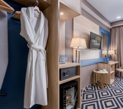 Стандарт с балконом в Gold inn Garden