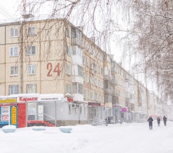 Двухместные апартаменты Superior с красивым видом из окна (двуспальная кровать) в Квартира 2к Уник Апарт Луна рядом с Онкоцентром Облбольницей Кемвод и Прокуратурой