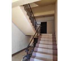 М.Горького 85Б. 1-комн.кв., 10-этаж, 127 в АнтиОтель