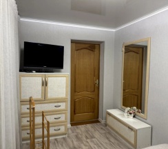 Апартаменты с 3 комнатами с красивым видом из окна в Как дома