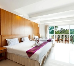 Номер Family с балконом в Rawai Princess Hotel