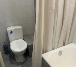 Двухместные апартаменты Standard с балконом и с красивым видом из окна (двуспальная кровать) в Квартира Центр