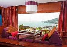 Двухместный люкс Romantic 2 отдельные кровати в Diamond Cliff Resort & Spa, Patong Beach