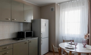 Двухместные апартаменты Premium с балконом двуспальная кровать в Космос