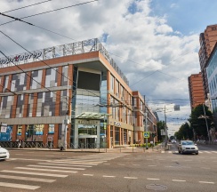 Апартаменты улучшенные Октябрьская 181/2 в Gallery Apartments (Гэлари Апартментс)