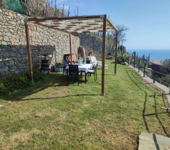 Коттедж в Casa a picco sul mare 5 terre