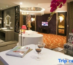 Номер Luxury в Yiyue Express Hotel