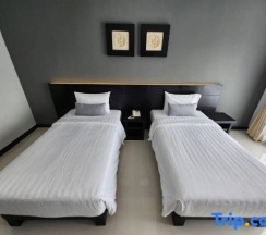 Двухместный номер Standard с видом на город 2 отдельные кровати в Lhc Hotel And Resort