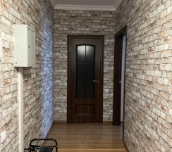 Апартаменты с 2 комнатами с балконом и с красивым видом из окна в Квартирное бюро