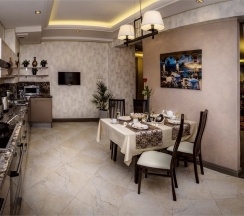 Апартаменты VIP 2 спальни 150 кв. м. в Интурист