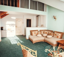 Номер стандарт семейный (Терем) 3* в Царская деревня