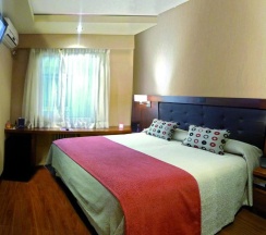 Двухместный номер Standard двуспальная кровать в Waldorf Hotel