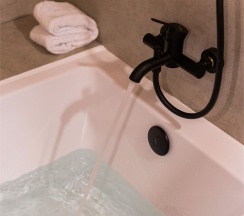 Лодж "Лембо" с ванной в Lembo