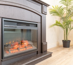 Таунхаус с электрическим камином в Лепота