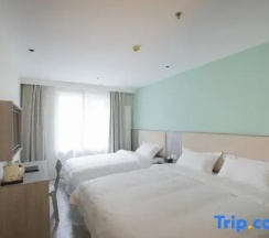 Семейный номер Standard в Beijing Saga Hotel