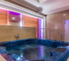 Двухместный люкс двуспальная кровать в Фонда