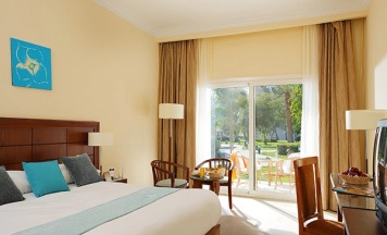 Двухместный номер с видом на сад двуспальная кровать в Sierra Sharm El Sheikh Hotel