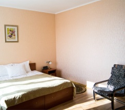 Комфортный двухместный с 1 двуспальной кроватью в Вояжъ