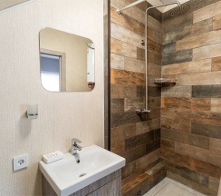 Улучшенный номер с двуспальной или двумя односпальными кроватями и балконом в Домус.море