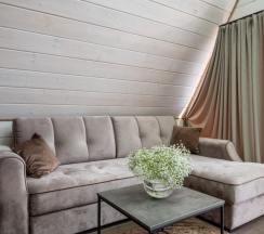 Семейный коттедж с балконом в Сопка