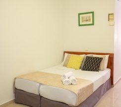 Трёхместный номер Standard односпальная кровать в Motel Aviv