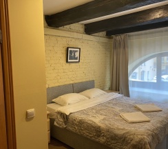 Люнетта в Belinsky