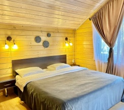 Четырёхместный ОТЕЛЬ 5 в Командор