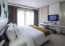 Двухместный номер Deluxe Chic tower двуспальная кровать в The Pattaya Discovery Beach Hotel Pattaya