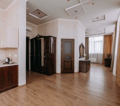 Студия с видом в Монарх