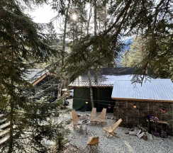 Дом шале на 4-6 человек. в Саулук