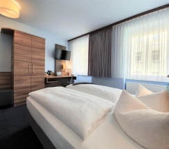 Двухместный номер Standard двуспальная кровать в Melarose Feng Shui Hotel