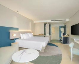 Номер Superior с видом на город в Centara Karon Resort Phuket