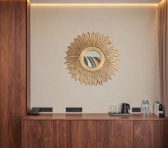 Номер люкс бизнес в AurA City Hotel