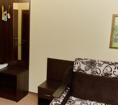 Стандарт , 32м2 двухкомнатный 3 х.местный в Лотос