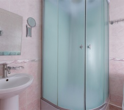 Standard  Triple  with balcony в Мореми