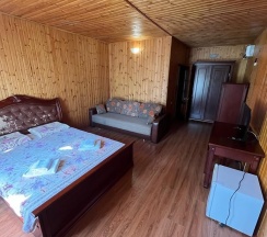 Стандарт комфорт без балкона вид во двор в Дени Дельмар