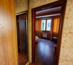 семейный  трёхкомнатный с кухней в Вдохновение