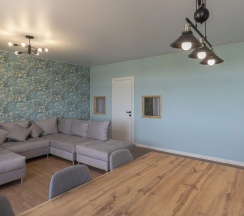 Апартаменты с балконом и с красивым видом из окна в Апартаменты Viipuri House люкс с сауной