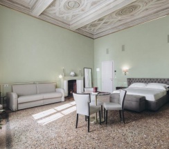 Семейный люкс в Gregorini Bingham Art Luxury Suites