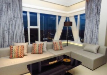 Люкс с 2 комнатами в Mode Sathorn Hotel