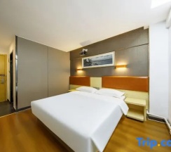 Двухместный номер Standard двуспальная кровать в Fanyi Hotel (Hohhot People's Great Hall Hailiang Square)