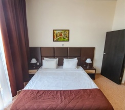 Апартаменты-Модерн двухкомнатные (Two-room Modern Apartment) в Екатерининский квартал