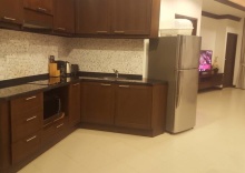 Семейный люкс с 2 комнатами с балконом и с красивым видом из окна в TSE Residence by Samui Emerald Condominiums