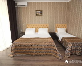 Студия с балконом в Mango